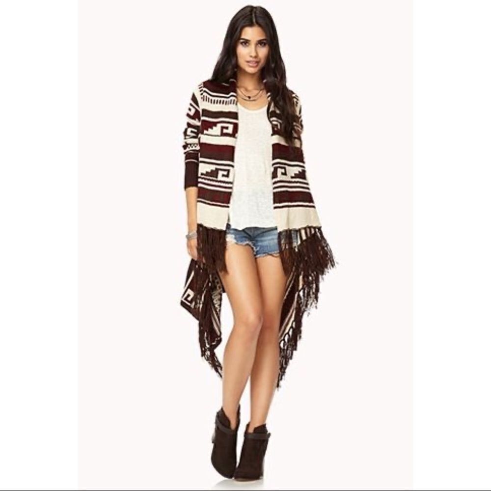 ✨ Forever 21 ‘Folk Girl Fringed Cardigan✨